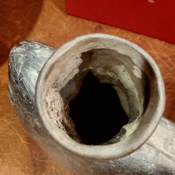 Museum-Inspired Paracas Huaco – Guardian of the Ancestors, Handcrafted Andean Ar - Picture 5 of 5